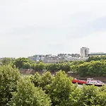Avenue Du President Kennedy II By Onefinestay