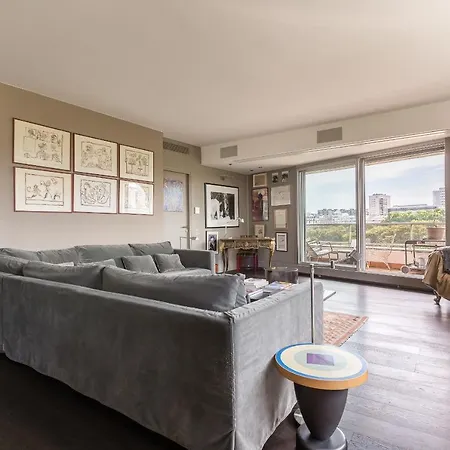 Apartment Avenue Du President Kennedy Ii By Onefinestay