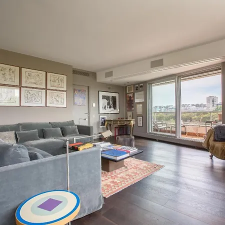 Avenue Du President Kennedy Ii By Onefinestay