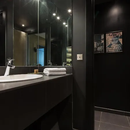 Apartment Avenue Du President Kennedy Ii By Onefinestay Paris